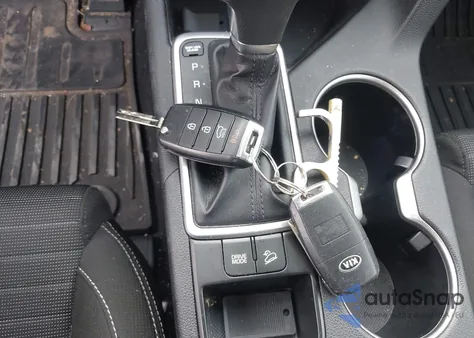 2017 Kia Sportage Lx from USA, damaged, VIN KNDPM3AC0H7038845